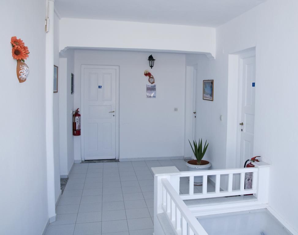 Nicolas Antiparos Exterior foto